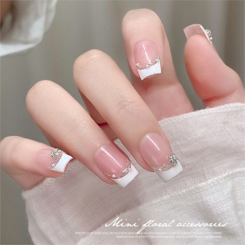 20 Stück 3D Mini-Pflaumenblüte – Nail Art Zone Bewertung und Preis